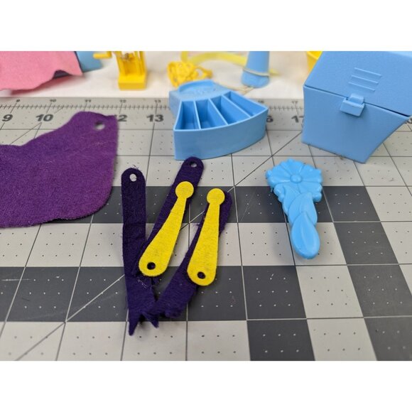 My Little Pony Majesty Castle Accessories Lot - Picture 6 of 10